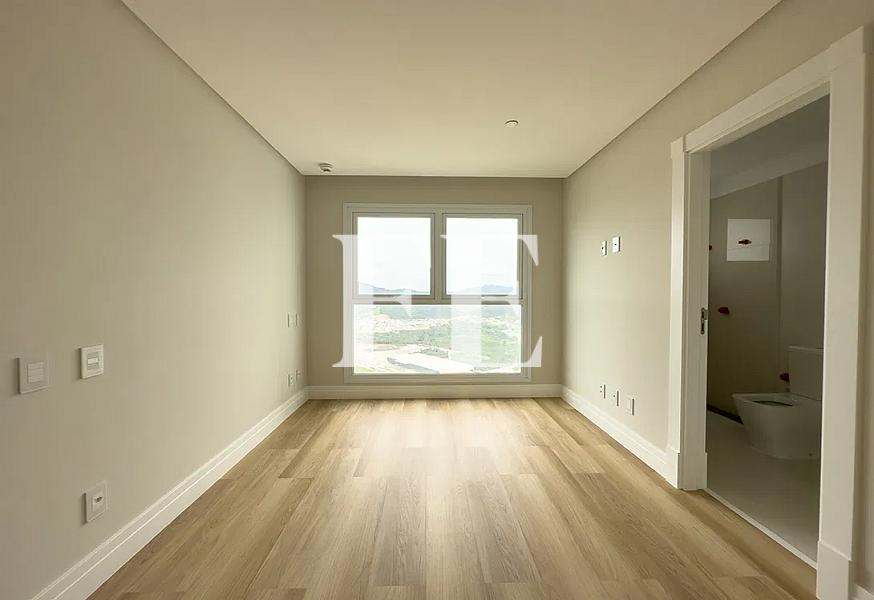 APARTAMENTO A VENDA NO EDIFICIO ONE TOWER FRENTE MAR OPORTUNIDADE PREÇO ABAIXO ANDAR ALTO — foto 14