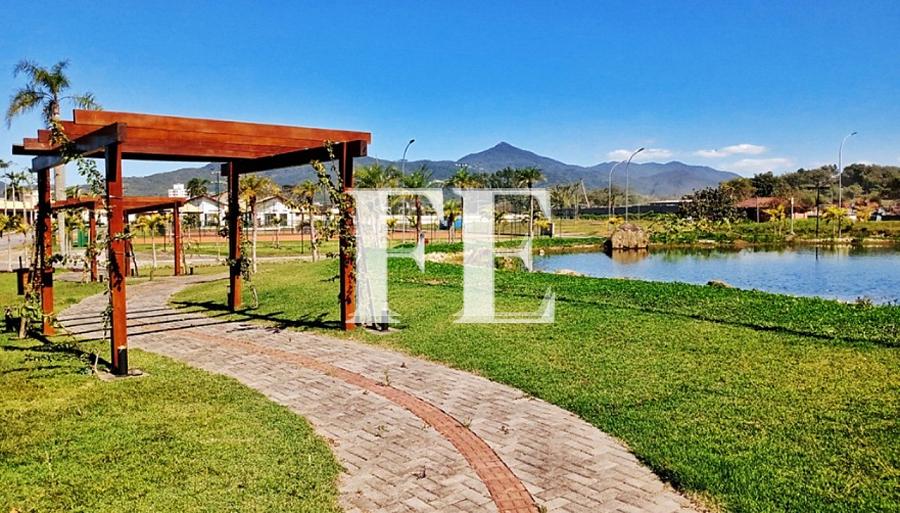 TERRENO A VENDA NO CONDOMINIO PARQUE DO LAGO EM CAMBORIÚ COM 900M2 — foto 6