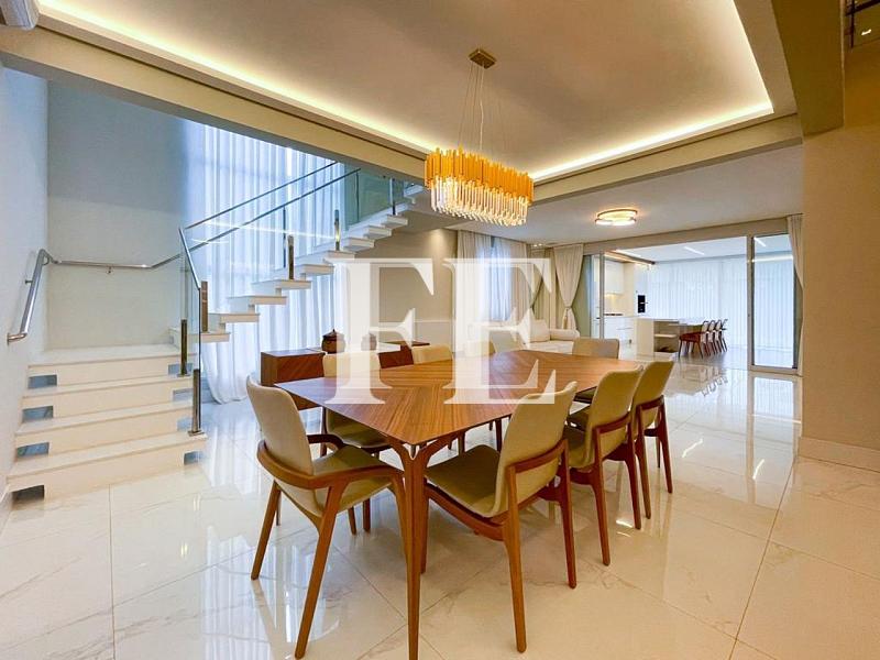 CASA A VENDA NO CONDOMINIO DO GOLF A POUCOS MINUTOS DE BALNEÁRIO CAMBORIÚ COM 4 SUÍTES FINAMENTE MOBILIADA E DECORADA E PISCINA — foto 20