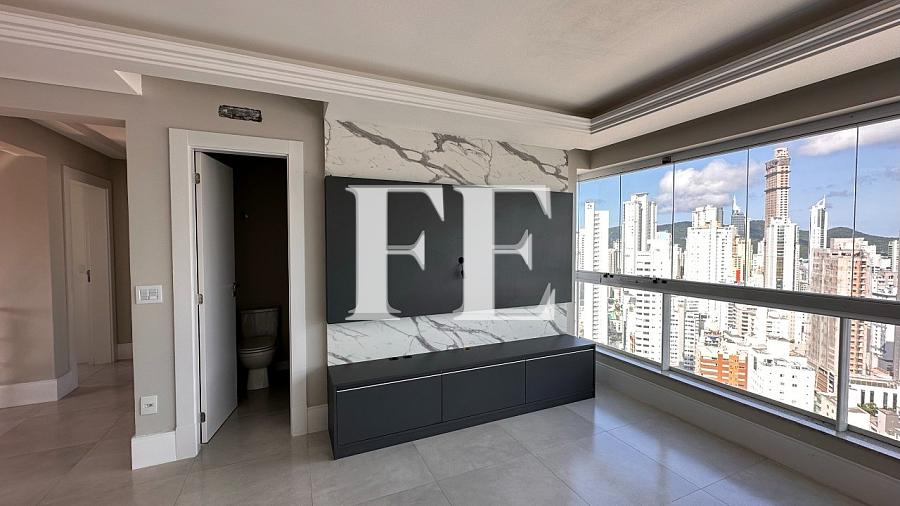 COBERTURA DUPLEX A VENDA SEMI MOBILIADA EM BALNEÁRIO CAMBORIÚ BEM CENTRAL EM REGIÃO EXCELENTE COM LINDA VISTA DO MAR — foto 15