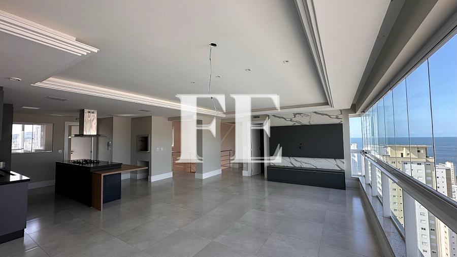 COBERTURA DUPLEX A VENDA SEMI MOBILIADA EM BALNEÁRIO CAMBORIÚ BEM CENTRAL EM REGIÃO EXCELENTE COM LINDA VISTA DO MAR — foto 4