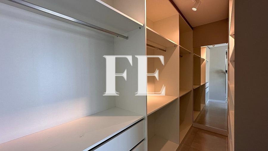 COBERTURA DUPLEX A VENDA SEMI MOBILIADA EM BALNEÁRIO CAMBORIÚ BEM CENTRAL EM REGIÃO EXCELENTE COM LINDA VISTA DO MAR — foto 17