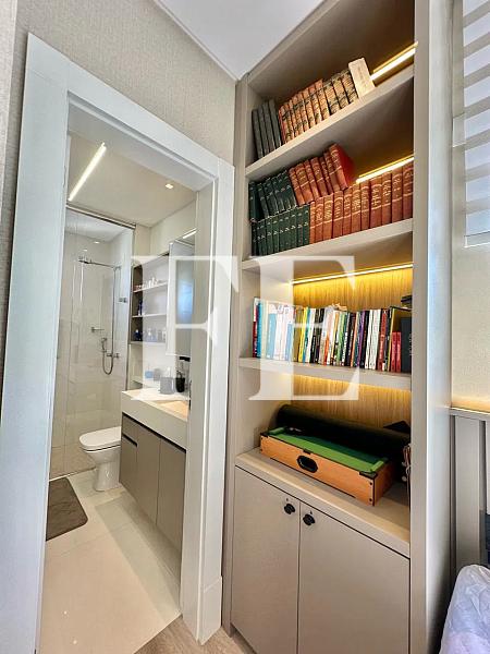 APARTAMENTO MOBILIADO E DECORADO COM 3 SUÍTES E 2 VAGAS DE GARAGEM COM ÓTIMA LOCALIZAÇÃO - PREDIO NOVO COM LAZER COMPLETO EM BALNEÁRIO CAMBORIÚ — foto 19