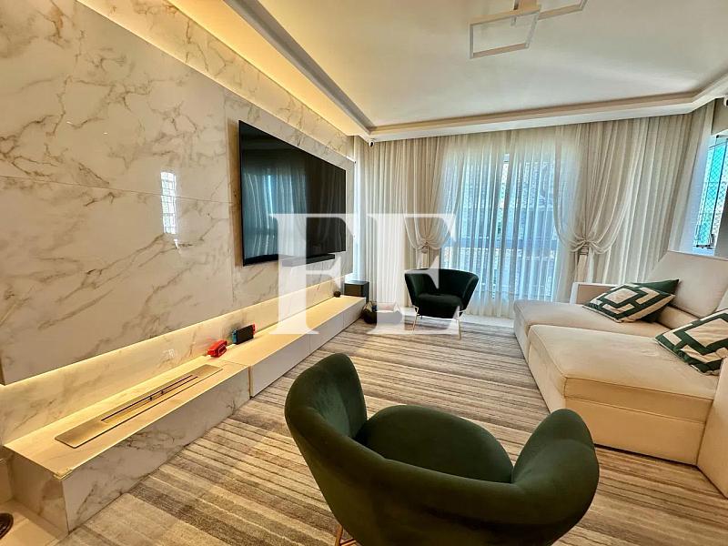 APARTAMENTO MOBILIADO E DECORADO COM 3 SUÍTES E 2 VAGAS DE GARAGEM COM ÓTIMA LOCALIZAÇÃO - PREDIO NOVO COM LAZER COMPLETO EM BALNEÁRIO CAMBORIÚ — foto 3