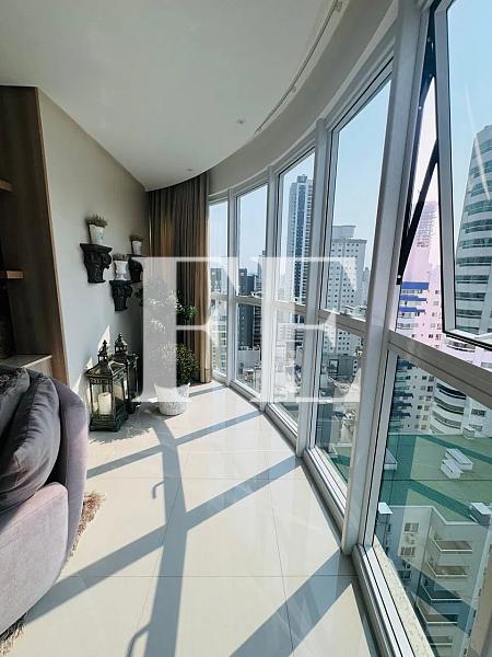 APARTAMENTO  A VENDA NO ED. ELEGANCE TOWER EM BALNEÁRIO CAMBORIÚ FINAMENTE MOBILIADO E DECORADO PRONTO PRA MORAR PROXIMO A PRAIA OPORTUNIDADE PARCELAM — foto 4