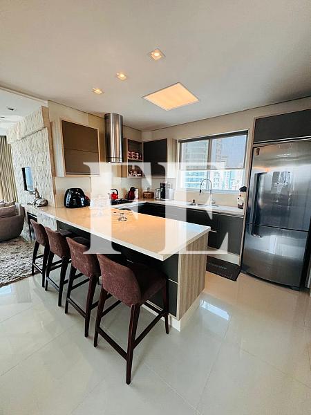 APARTAMENTO  A VENDA NO ED. ELEGANCE TOWER EM BALNEÁRIO CAMBORIÚ FINAMENTE MOBILIADO E DECORADO PRONTO PRA MORAR PROXIMO A PRAIA OPORTUNIDADE PARCELAM — foto 12