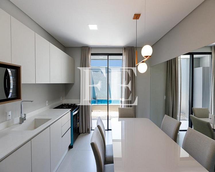 CASA TRIPLEX PROXIMA A PRAIA DE CANTO GRANDE EM BOMBINHAS - PRONTA PRA MORAR FINAMENTE MOBILIADA COM PISCINA EXCELENTE PRA TEMPORADA DE VERÃO — foto 18