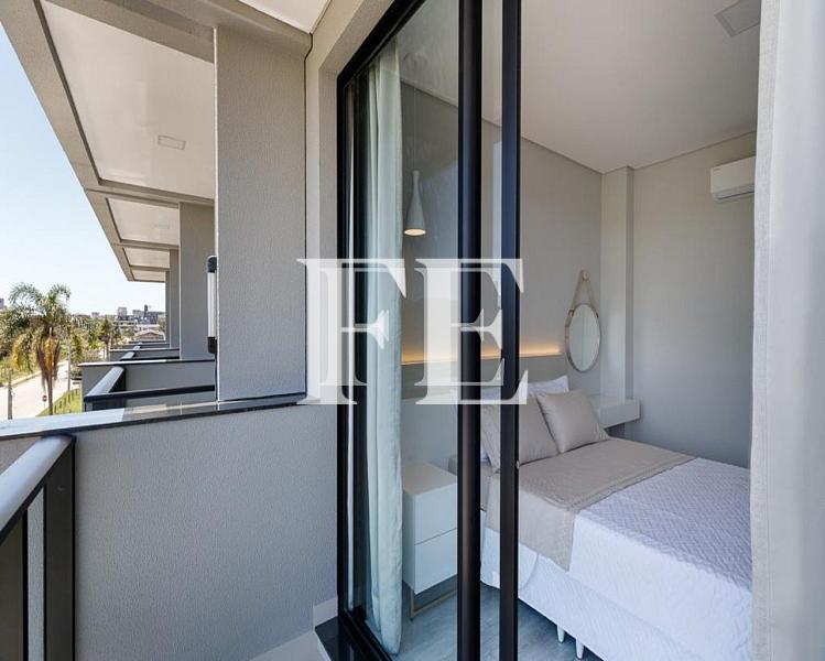 CASA TRIPLEX DE ESQUINA COM TERRENO E PISCINA PROXIMO A PRAIA DE CANTO GRANDE EM BOMBINHAS — foto 8