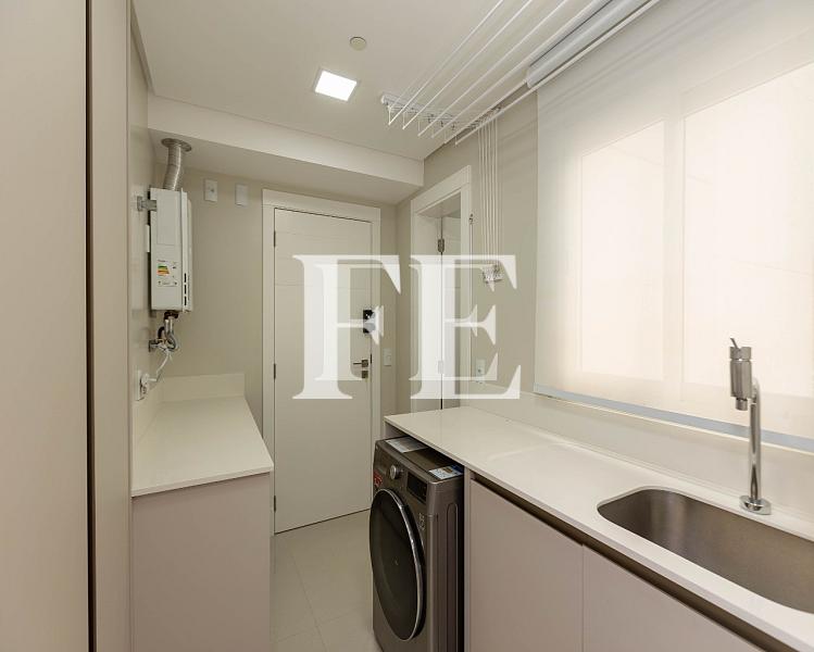 APARTAMENTO A VENDA EM UM DOS MAIS ALTOS EDIFICIOS DE BALNEÁRIO CAMBORIÚ O INFINITY COAST NA BARRA NORTE EM BALNEÁRIO CAMBORIÚ FINAMENTE MOBILIADO E D — foto 17