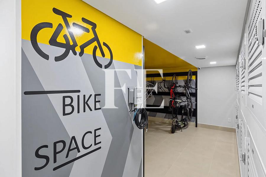 APARTAMENTO A VENDA NO EDIFICIO SKYLINE NA BARRA NORTE PRONTO PRA MORAR ANDAR ALTO — foto 8