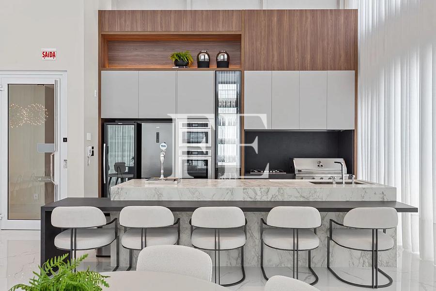 APARTAMENTO A VENDA NO EDIFICIO SKYLINE NA BARRA NORTE PRONTO PRA MORAR ANDAR ALTO — foto 18