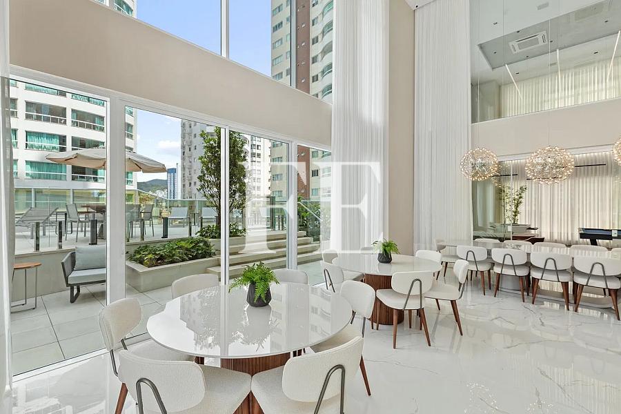 APARTAMENTO A VENDA NO EDIFICIO SKYLINE NA BARRA NORTE PRONTO PRA MORAR ANDAR ALTO — foto 24