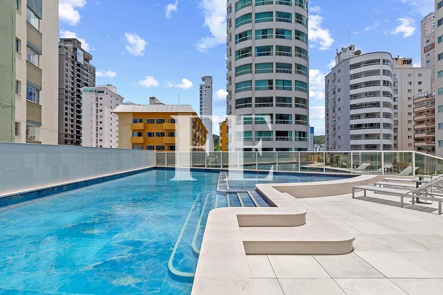 APARTAMENTO A VENDA NO EDIFICIO SKYLINE NA BARRA NORTE PRONTO PRA MORAR ANDAR ALTO — foto 77