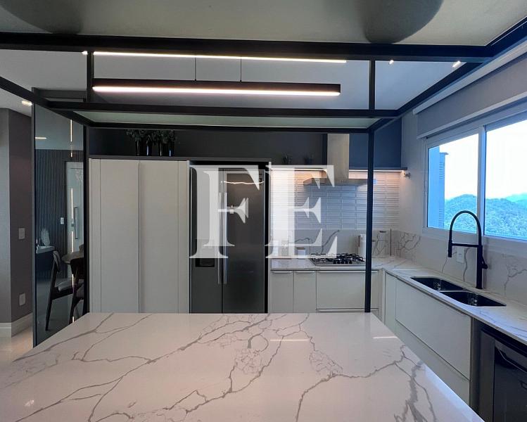 APARTAMENTO ANDAR ALTO A VENDA NO PHOENIX TOWER FINAMENTE MOBILIADO E DECORADO — foto 8