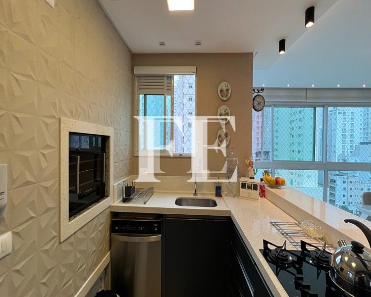 APARTAMENTO PARA VENDA NO EDIFICIO SUN PLACE EM BALNEÁRIO CAMBORIÚ COM 3 SUÍTES E 2 VAGAS DE GARAGEM COM LAZER COMPLETO — foto 8