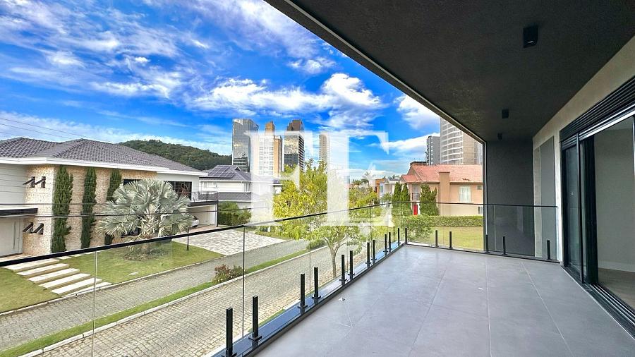 CASA MODERNA EM CONDOMÍNIO FECHADO NA PRAIA BRAVA — foto 15