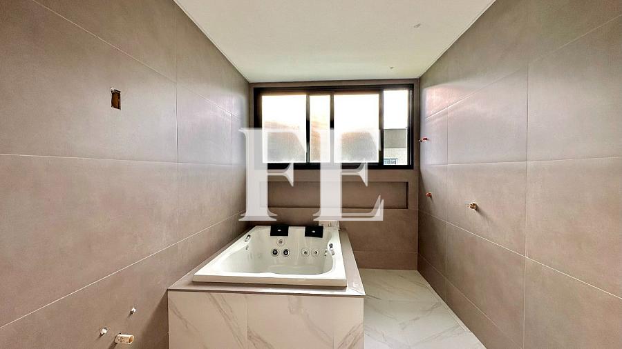 CASA MODERNA EM CONDOMÍNIO FECHADO NA PRAIA BRAVA — foto 12