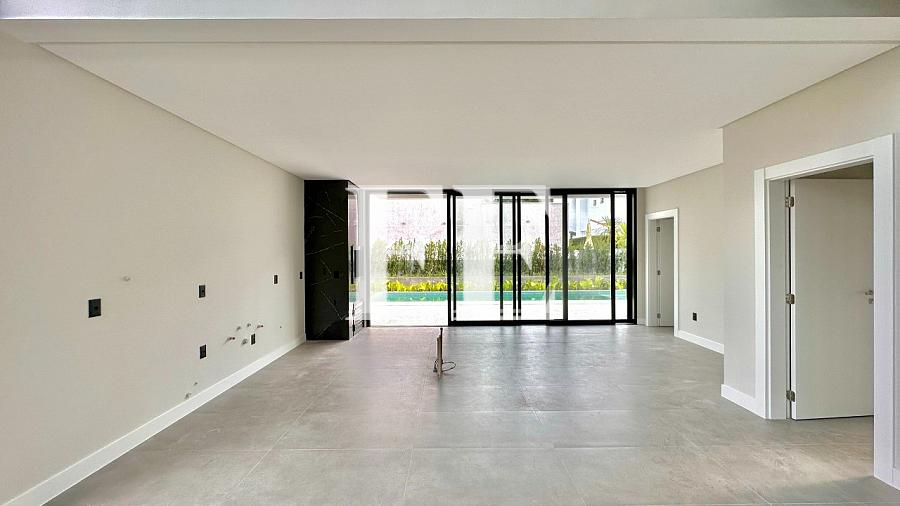 CASA MODERNA EM CONDOMÍNIO FECHADO NA PRAIA BRAVA — foto 26