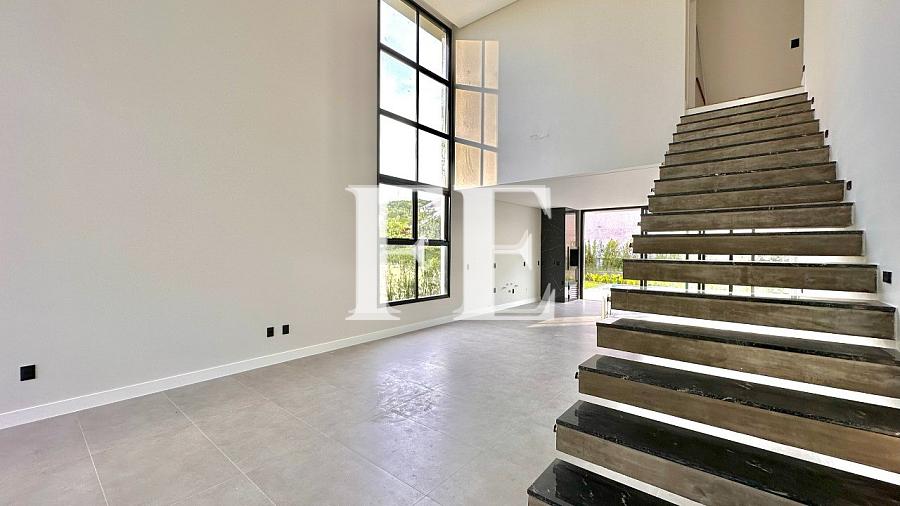 CASA MODERNA EM CONDOMÍNIO FECHADO NA PRAIA BRAVA — foto 10