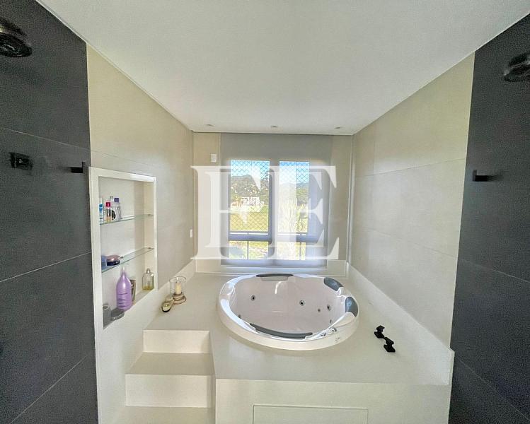 CASA ALTO PADRAO CAMBORIU RESERVA GOLF CLUB CONDOMINIO FECHADO — foto 9