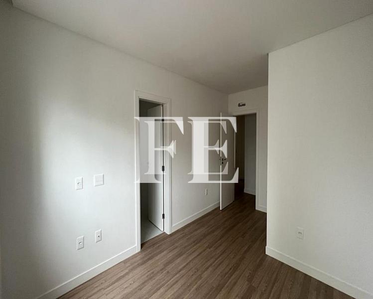 APARTAMENTO A VENDA EDIFICIO ROYAL TOWER SEM MOVEIS COM 3 SUITES E 2 VAGAS — foto 17