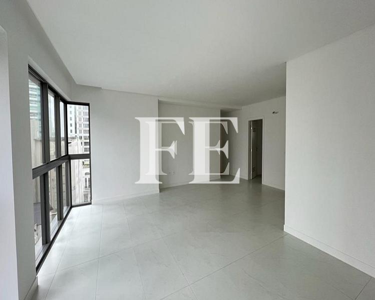 APARTAMENTO A VENDA EDIFICIO ROYAL TOWER SEM MOVEIS COM 3 SUITES E 2 VAGAS — foto 5