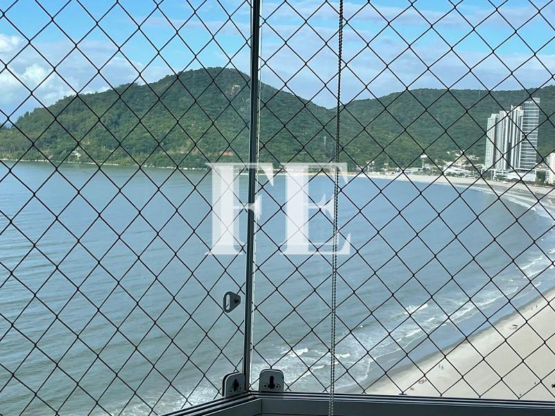 LINDO APARTAMENTO FRENTE MAR BALNEARIO CAMBORIU BARRA SUL NO EDIFICIO SEAS TOWER — foto 4