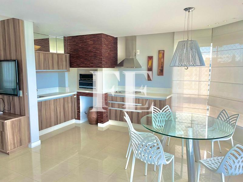 LINDO APARTAMENTO FRENTE MAR BALNEARIO CAMBORIU BARRA SUL NO EDIFICIO SEAS TOWER — foto 3