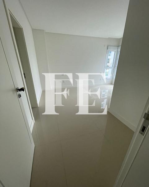 APARTAMENTO A VENDA NO EDIFICIO HAMPTONS VILLAGE ANDAR ALTO COM 3 SUÍTES — foto 13