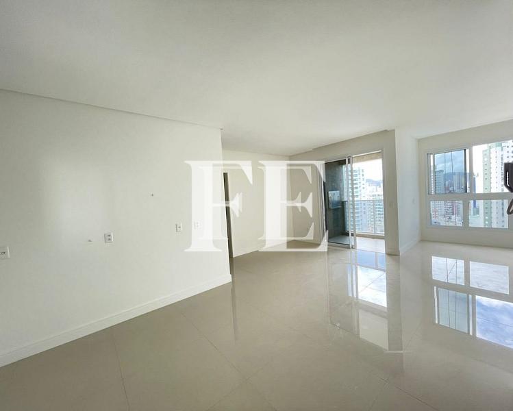 APARTAMENTO A VENDA NO EDIFICIO HAMPTONS VILLAGE ANDAR ALTO COM 3 SUÍTES — foto 7