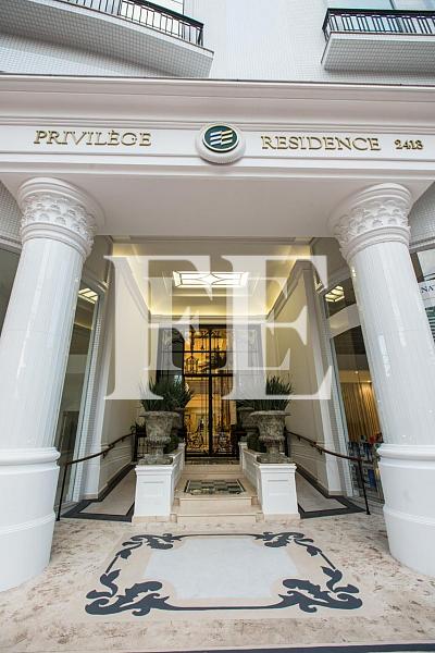 APARTAMENTO COM PISCINA PRIVATIVA NA QUADRA DO MAR FINAMENTE MOBILIADO — foto 29