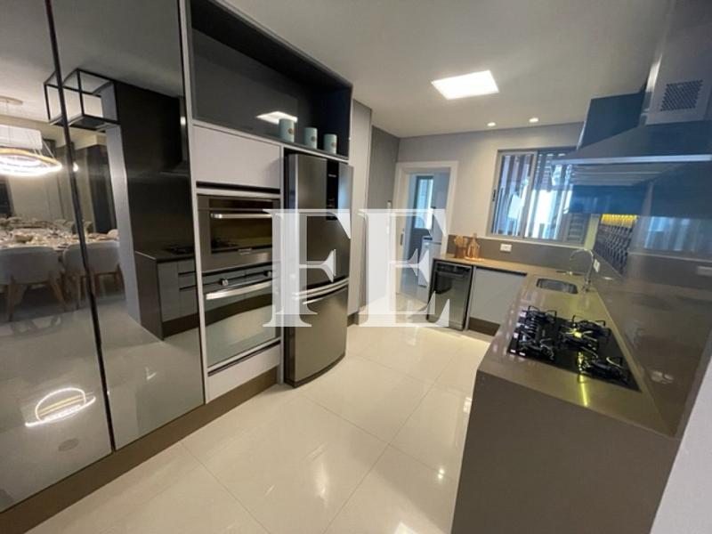 APARTAMENTO COM PISCINA PRIVATIVA NA QUADRA DO MAR FINAMENTE MOBILIADO — foto 9