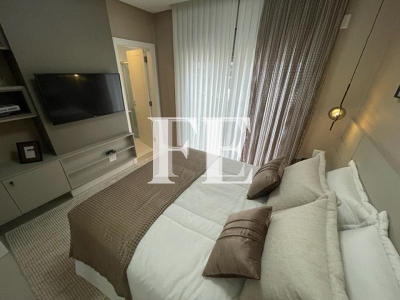 APARTAMENTO COM PISCINA PRIVATIVA NA QUADRA DO MAR FINAMENTE MOBILIADO — foto 23