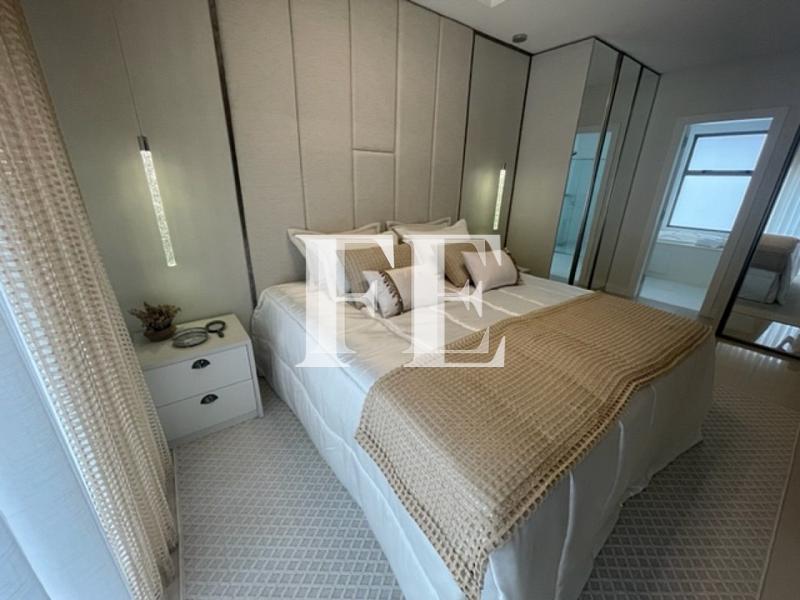 APARTAMENTO COM PISCINA PRIVATIVA NA QUADRA DO MAR FINAMENTE MOBILIADO — foto 15