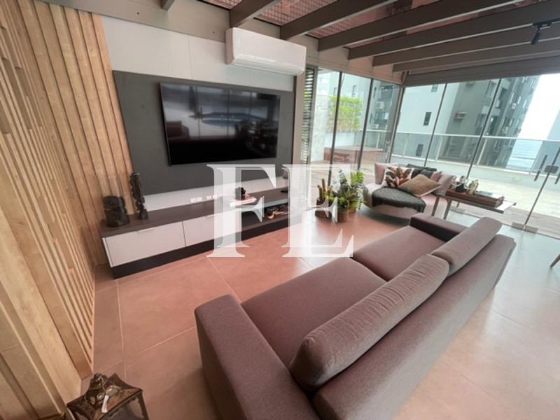 APARTAMENTO COM PISCINA PRIVATIVA NA QUADRA DO MAR FINAMENTE MOBILIADO — foto 10