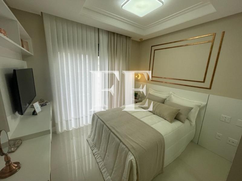 APARTAMENTO COM PISCINA PRIVATIVA NA QUADRA DO MAR FINAMENTE MOBILIADO — foto 19