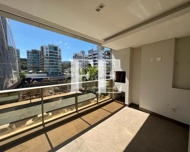APARTAMENTO VENDA ED BRAVA VILLAGE, QUADRA MAR NA PRAIA BRAVA, MOBILIADO E DECORADO. — foto 8