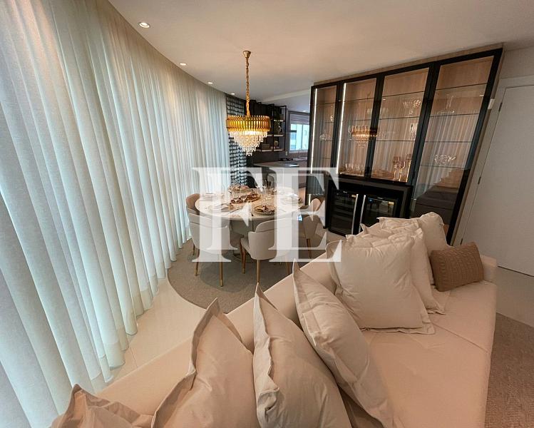 APARTAMENTO EDIFÍCIO OLYMPO TOWER FINAMENTE MOBILIADO E DECORADO — foto 2