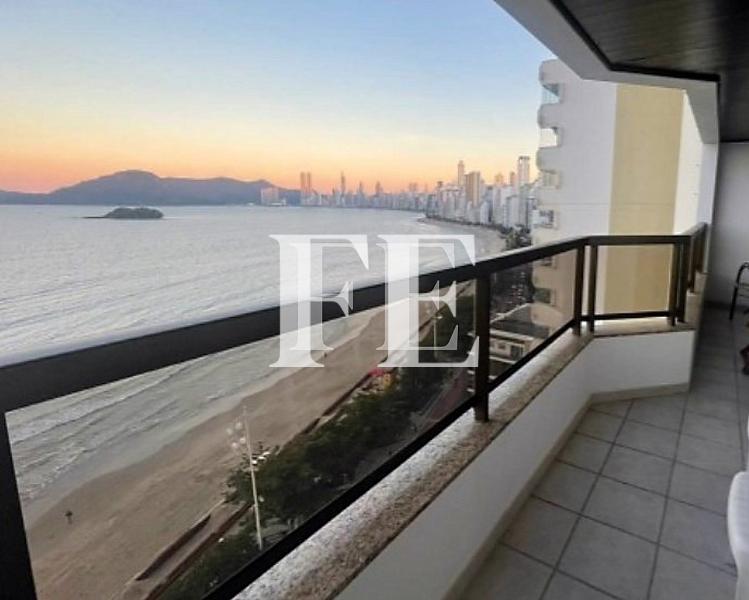 Apartamento Frente Mar no Edifício Monte Olympus Balneário Camboriú  Semi mobiliado 03 suítes + 01 dependência — foto 2