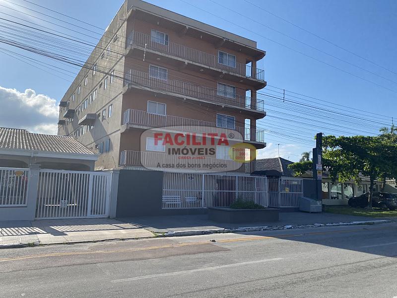 Apartamento de quarto, cozinha e garagem no centro de Matinhos, a 300 metros da praia e do Pico Surf. — foto 4