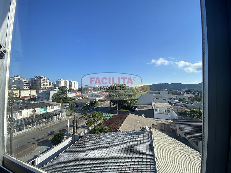 Apartamento de quarto, cozinha e garagem no centro de Matinhos, a 300 metros da praia e do Pico Surf. — foto 15