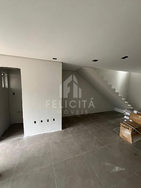 SOBRADO EM CONSTRUÇÃO — foto 8