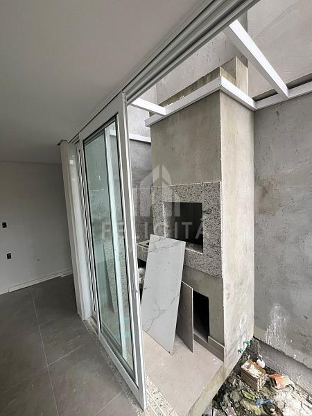 SOBRADO EM CONSTRUÇÃO — foto 29