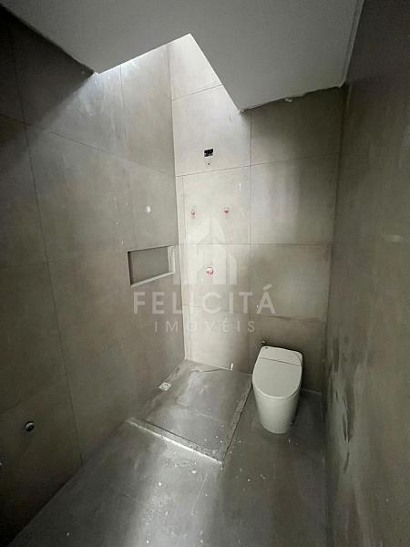 SOBRADO EM CONSTRUÇÃO — foto 36