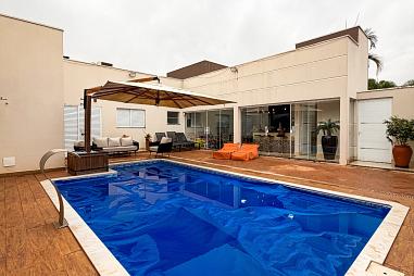 Casa com 3 quartos à venda, 240m², 4 banheiros, 4 garagens - Terras de Santa Bárbara - Santa Bárbara D'oeste