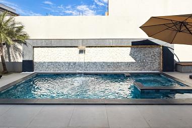 Casa em Condomínio com 4 quartos à venda, 280m², 3 banheiros, 2 garagens - Fazenda Santa Lúcia - Americana