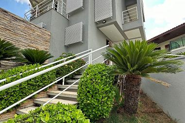 Sobrado residencial Nardini