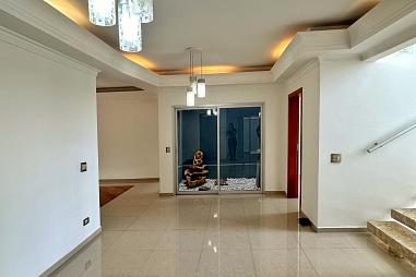 Sobrado no Condominio Tripoli