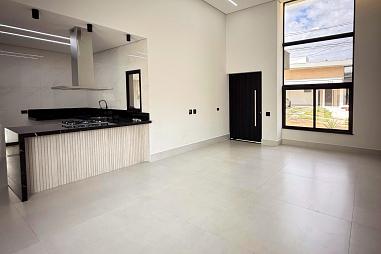 Casa no Condomínio Macknight