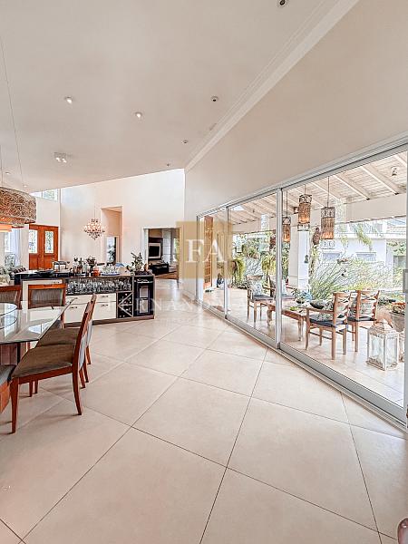 Casa de Condomínio com 3 quartos à venda, 400m², 6 banheiros, 4 garagens - Campestre - Piracicaba — foto 3